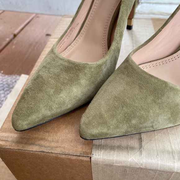 Green suede color Tory Burch heels - Picture 3 of 8